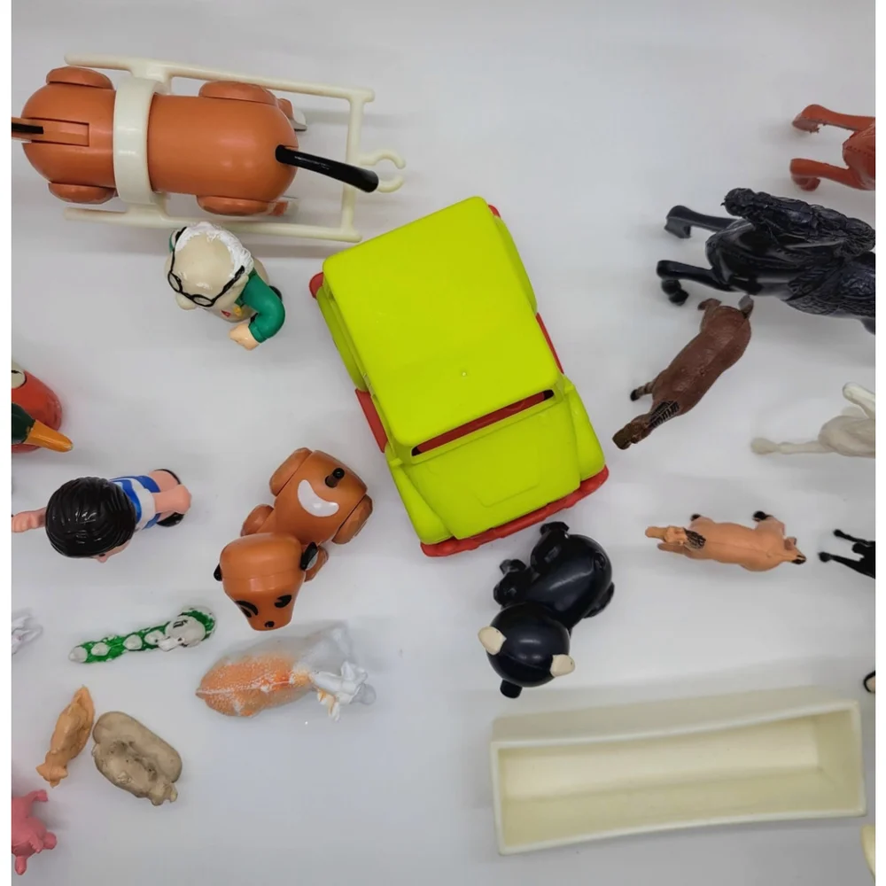 Vintage Toys, Fisher Price Little People, Newton Gimmick,‎ And Kenner Tree Tots